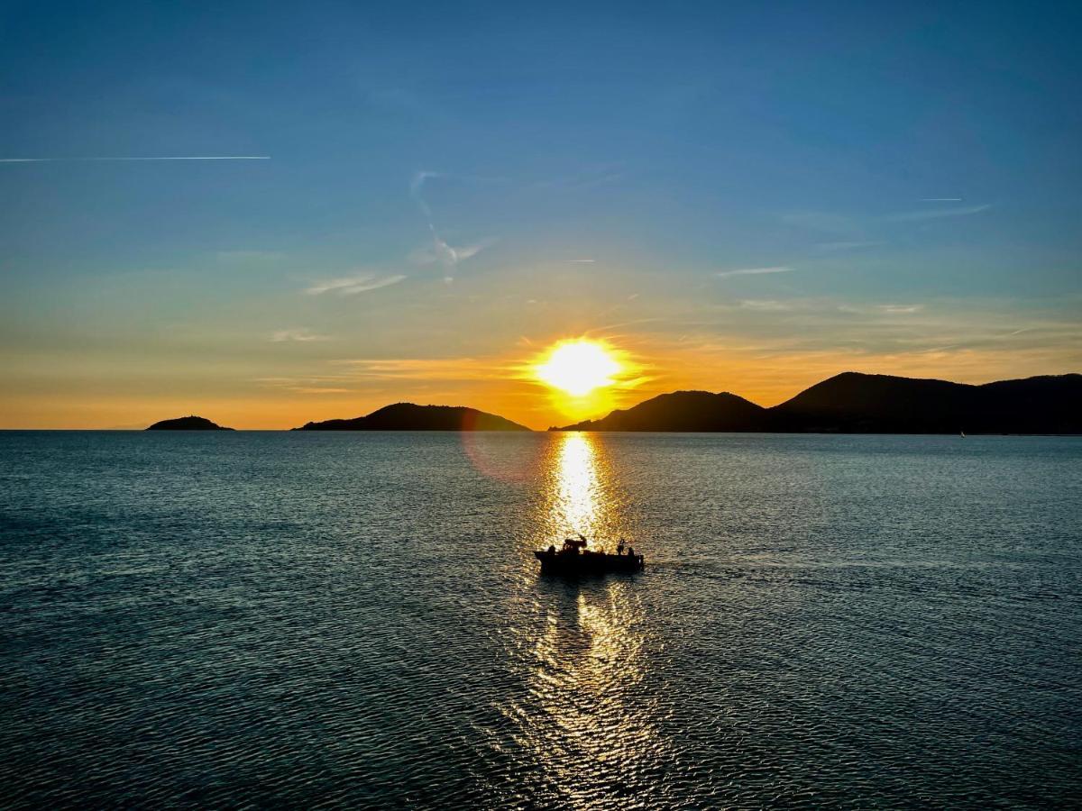 L'Angolo Dei Poeti Lerici Exterior foto